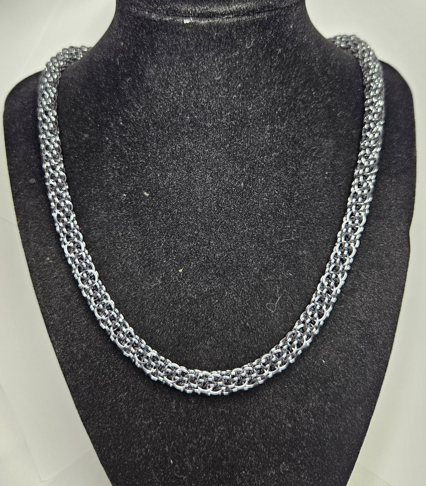 Pencil Weave Necklace