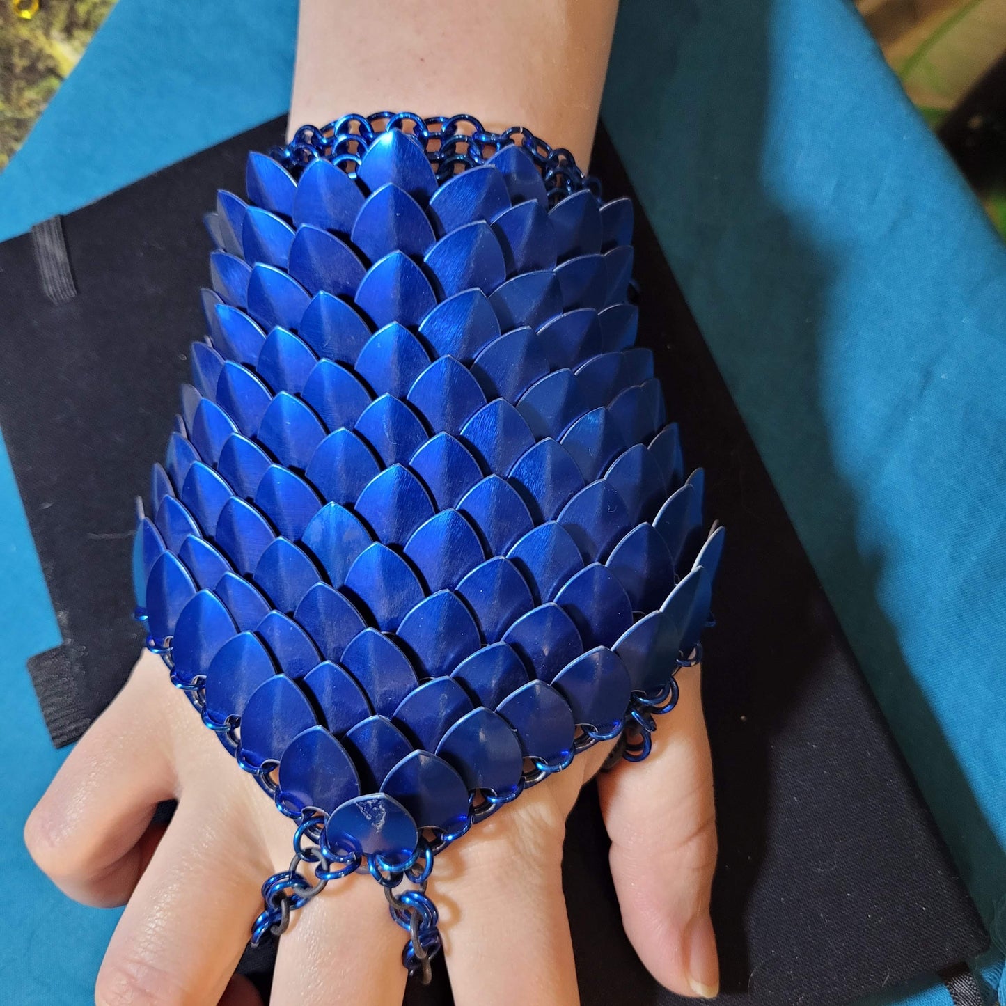 Scale Half Glove - Custom