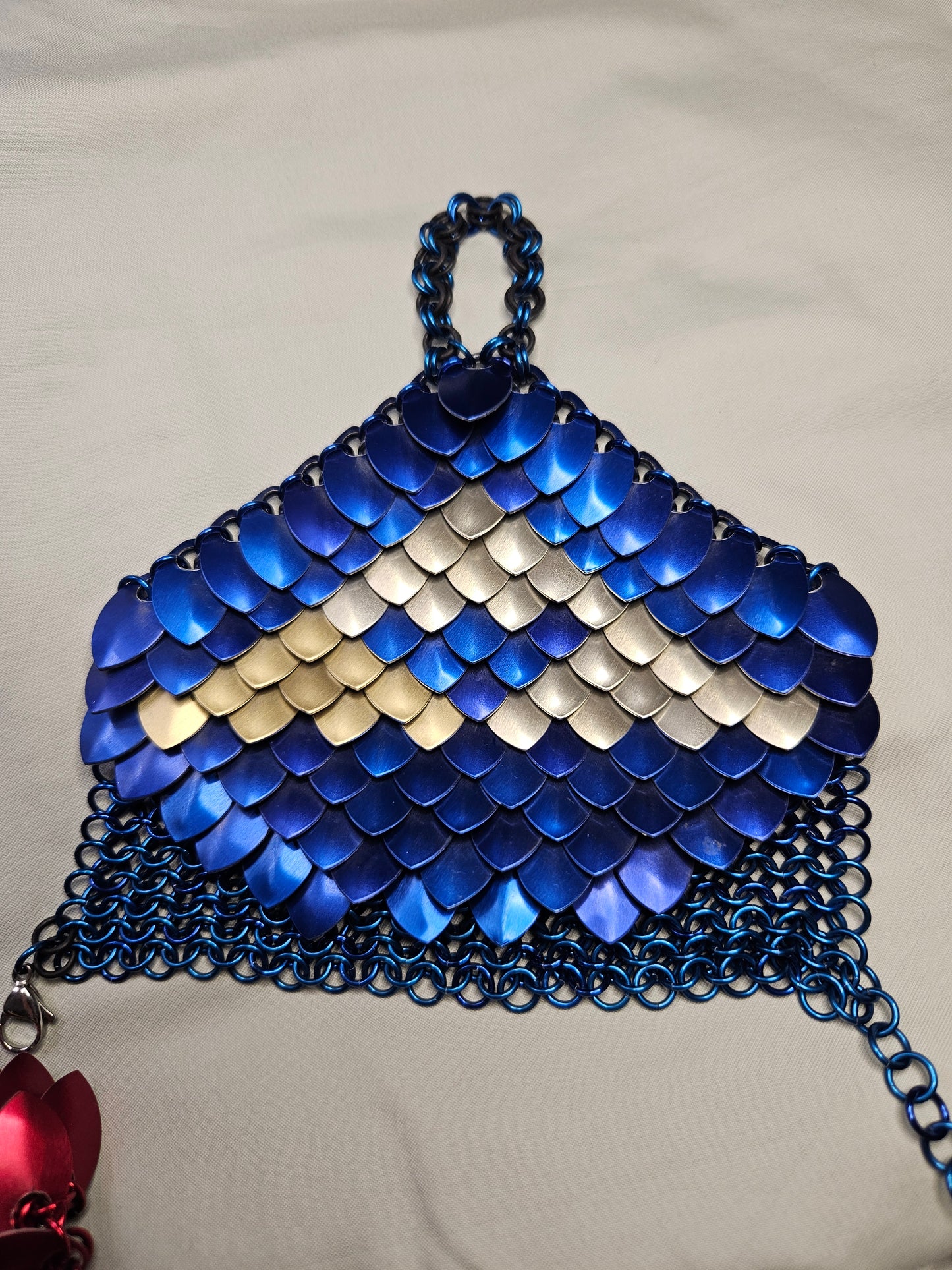 Scale Half Glove